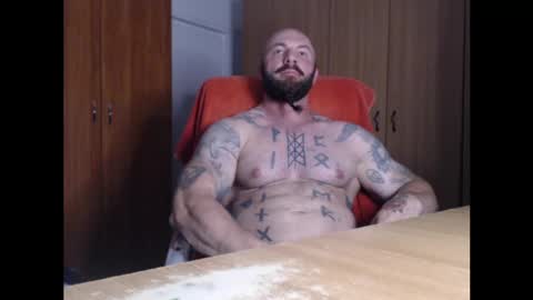 Snapshot of strongivan chatting on 06-09-26, 05:57 StrongIvan online show from 06-09-26, 05:57