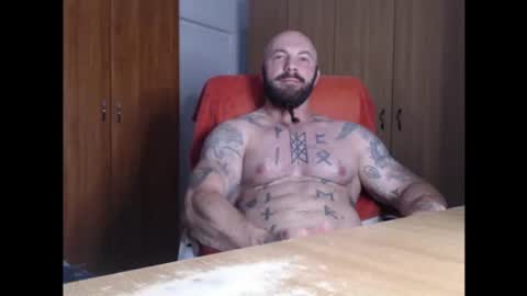 Snapshot of strongivan chatting on 06-11-26, 04:21 StrongIvan online show from 06-11-26, 04:21