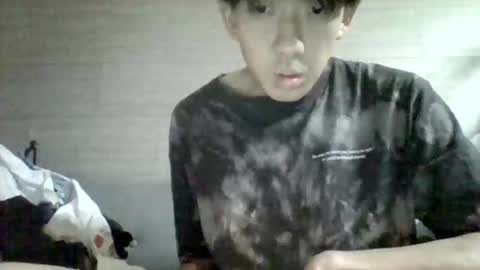 Asian boy online show from 06-04-26, 03:18