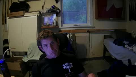 Snapshot of stturbo chatting on 09-24-25, 10:35 stturbo online show from 09-24-25, 10:35