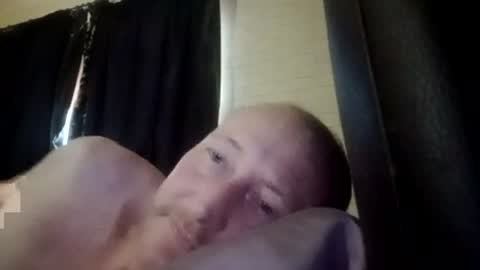 Snapshot of stu_art83 chatting on 06-18-26, 07:51 stu_art83 online show from 06-18-26, 07:51