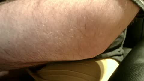 Snapshot of stuartv chatting on 06-26-26, 12:59 stuartv online show from 06-26-26, 12:59