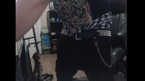 Snapshot of studbeltbro chatting on 02-01-25, 12:18 studbeltbro online show from 02-01-25, 12:18