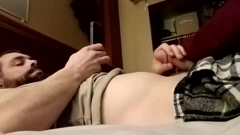 Snapshot of studmuffinizer3000 chatting on 03-19-26, 03:21 Stud online show from 03-19-26, 03:21