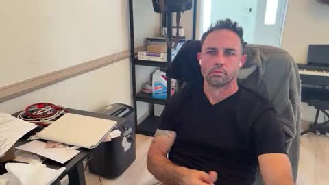 Simon online show from 04-17-26, 06:55