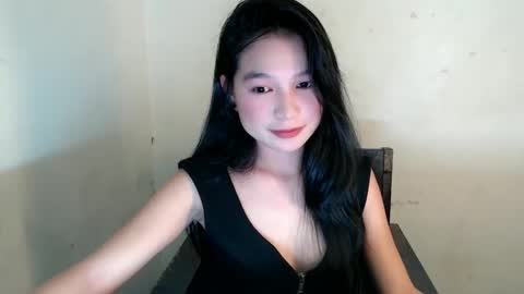 IM FLORIE online show from 04-11-26, 02:10