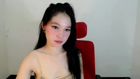 IM FLORIE online show from 04-27-26, 08:23