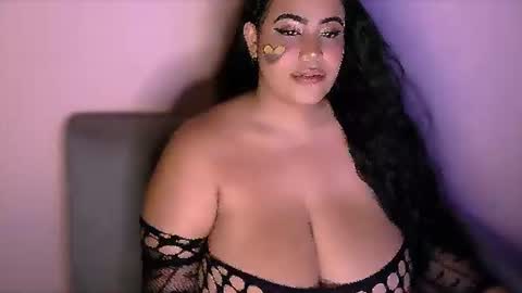 Snapshot of stweetemmac1 chatting on 06-28-26, 01:44 stweetemmac1 online show from 06-28-26, 01:44