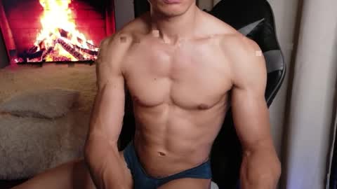 stylish man online show from 05-13-26, 10:06