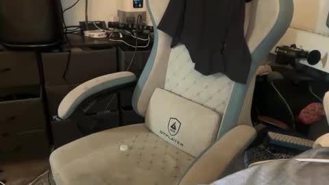 Snapshot of sub_boy221059 chatting on 10-31-25, 11:55 sub_boy221059 online show from 10-31-25, 11:55