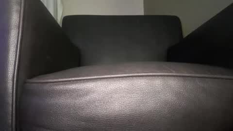 Snapshot of sub_boy221059 chatting on 12-16-25, 11:26 sub_boy221059 online show from 12-16-25, 11:26