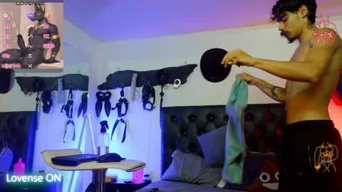 subarashi_ishi69 online show from 06-09-26, 07:03