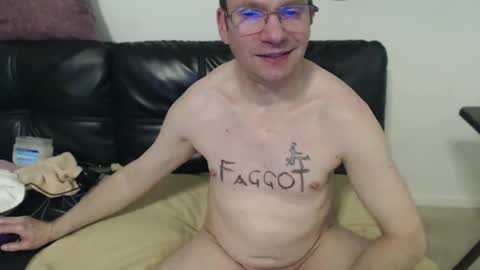 Snapshot of subfag4you chatting on 10-25-25, 06:54 Sub Bottom for You online show from 10-25-25, 06:54