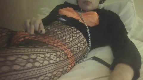 Snapshot of sublucyx chatting on 06-13-26, 11:35 sublucyx online show from 06-13-26, 11:35