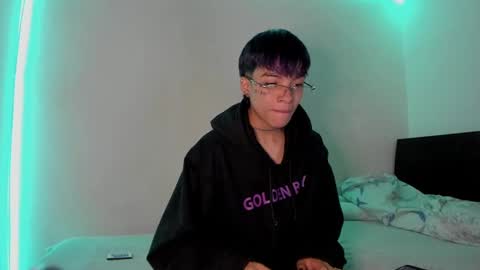 nico online show from 02-07-25, 03:52