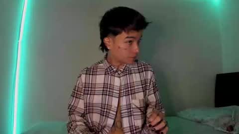 nico online show from 02-10-25, 03:32