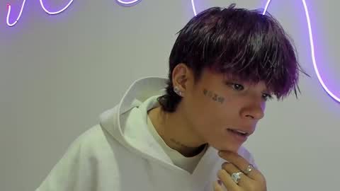 nico online show from 10-10-25, 06:07