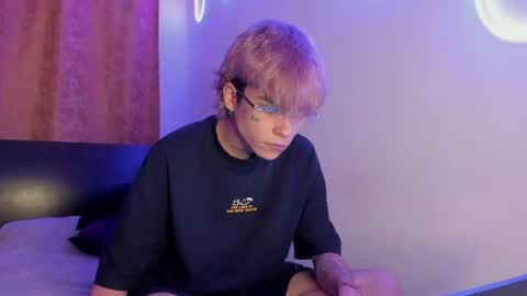 nico online show from 04-09-26, 06:13