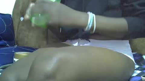 submissive_slut001 online show from 12-27-24, 09:22