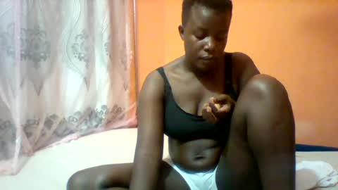 submissive_slut001 online show from 06-25-26, 09:14