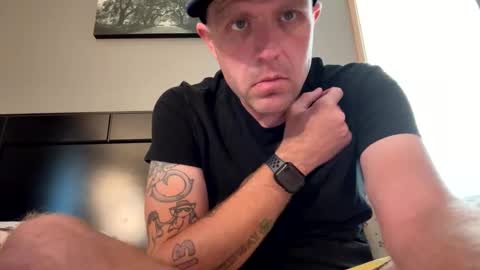 Snapshot of submissivebrett373 chatting on 10-08-25, 09:34 submissivebrett373 online show from 10-08-25, 09:34