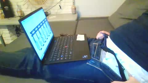Snapshot of submissivguy chatting on 02-25-25, 08:51 submissivguy online show from 02-25-25, 08:51