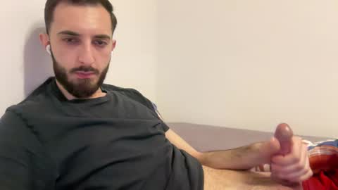 Snapshot of subzeroni chatting on 04-16-26, 07:58 subzeroni online show from 04-16-26, 07:58