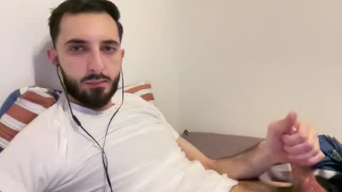 Snapshot of subzeroni chatting on 05-11-26, 04:59 subzeroni online show from 05-11-26, 04:59