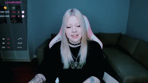 Snapshot of succubus_leslie chatting on 12-11-24, 11:08 succubus_leslie online show from 12-11-24, 11:08