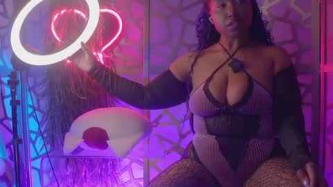 Snapshot of succubus_rosemilk chatting on 04-27-26, 02:09 Succubus RoseMilk online show from 04-27-26, 02:09