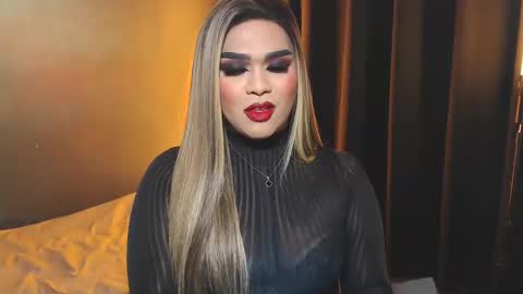 Snapshot of suckablecockoffreya chatting on 02-01-25, 07:05 JADE ELYSE online show from 02-01-25, 07:05