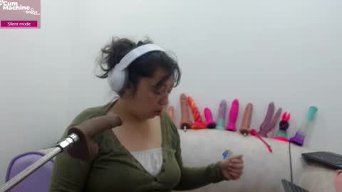 Sucky  online show from 01-08-26, 12:18