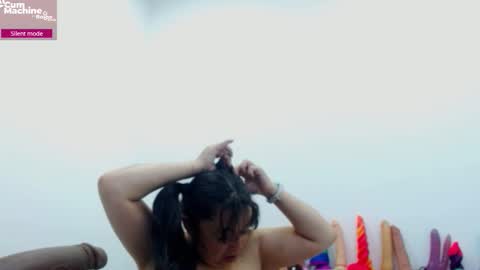 Snapshot of sucker_drool chatting on 01-19-26, 12:09 Sucky online show from 01-19-26, 12:09