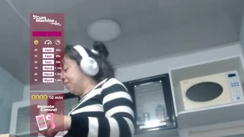 Sucky  online show from 04-09-26, 12:32