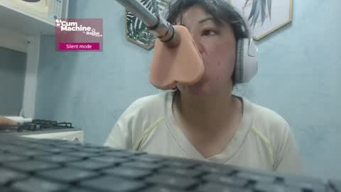 Sucky  online show from 04-17-26, 12:41