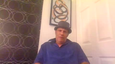 Snapshot of suckitu812 chatting on 11-14-25, 03:16 SUCKITU812 online show from 11-14-25, 03:16