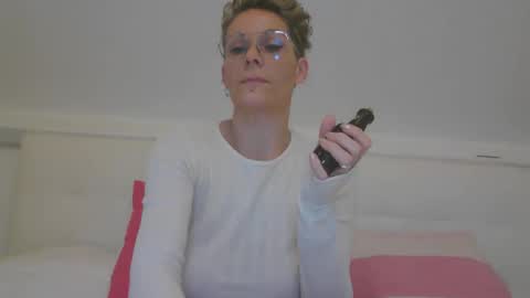 sucrette5629 online show from 02-23-26, 09:39