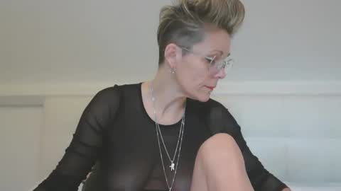 sucrette5629 online show from 03-03-26, 08:53