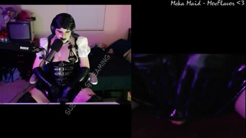 Snapshot of suenami923 chatting on 03-14-26, 05:46 SueNami online show from 03-14-26, 05:46