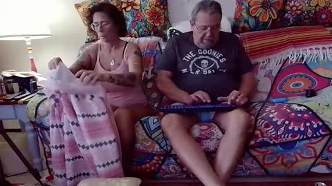 Snapshot of suenixon chatting on 02-04-26, 03:51 suenixon online show from 02-04-26, 03:51