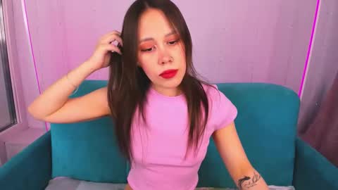 sugar blond online show from 11-16-25, 02:06