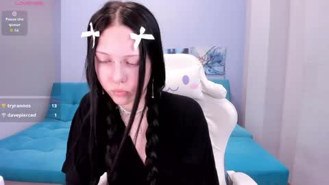 Snapshot of sugar_bunny_girl chatting on 04-26-26, 02:42 Ariana online show from 04-26-26, 02:42