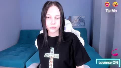 Snapshot of sugar_bunny_girl chatting on 06-04-26, 04:51 Ariana online show from 06-04-26, 04:51