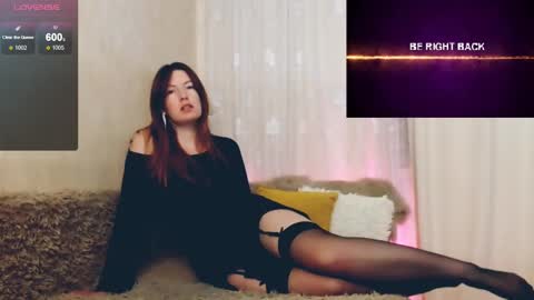 Snapshot of sugar_desire chatting on 03-11-25, 09:37 Instagram faroffland online show from 03-11-25, 09:37