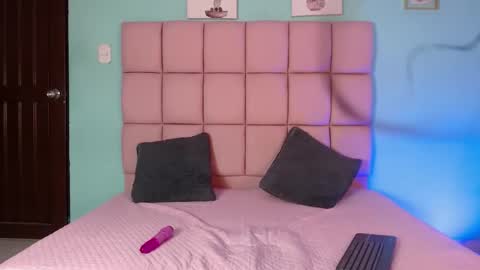 sugar_dollq online show from 02-11-26, 03:22