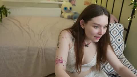 Snapshot of sugar_peasy chatting on 01-12-25, 12:07 Rikki online show from 01-12-25, 12:07