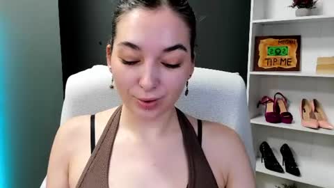 Snapshot of sugar_xmegan chatting on 07-17-26, 06:42 Megan online show from 07-17-26, 06:42