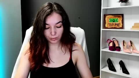 Snapshot of sugar_xmegan chatting on 07-27-26, 06:42 Megan online show from 07-27-26, 06:42