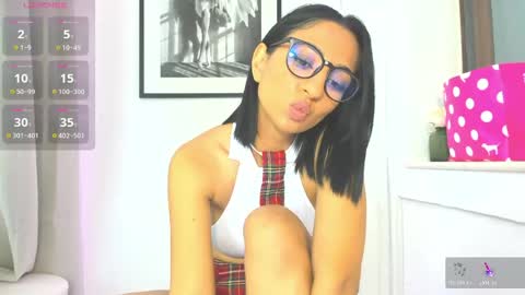 Snapshot of sugarburn chatting on 05-11-26, 06:52 Magda online show from 05-11-26, 06:52