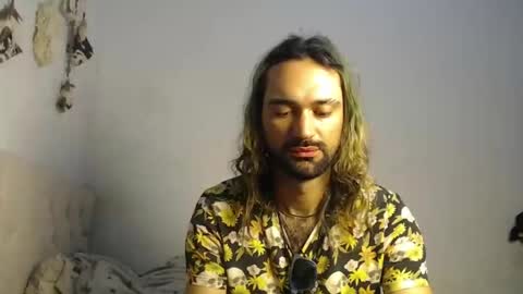 sour candy online show from 10-26-25, 01:39